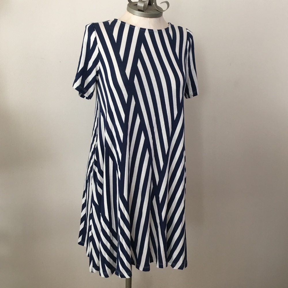 Hourglass Lilly Geometric Striped Jersey Dress